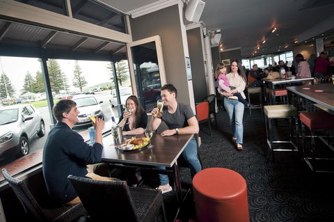 Nightcap At Hotel Victor - Tourism Brisbane 21