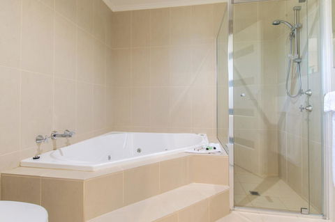 Mick O\'Sheas - Tourism Brisbane 22