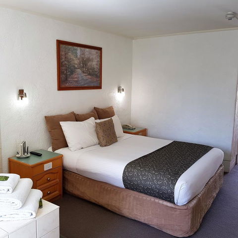 Barossa Weintal Hotel - Tourism Brisbane 13