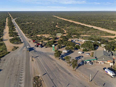 Border Village Roadhouse - Brisbane Tourism 19