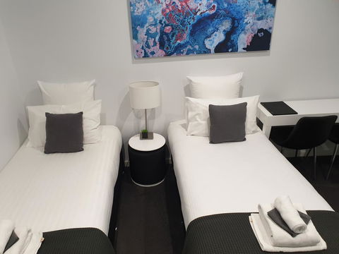 The Avenue Inn - Tourism Brisbane 3