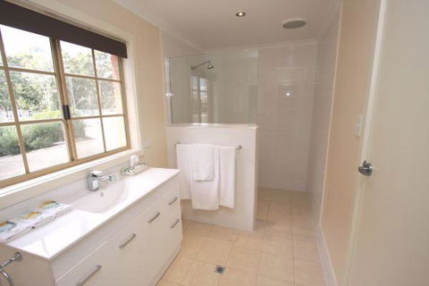 Clare Central - Tourism Brisbane 9
