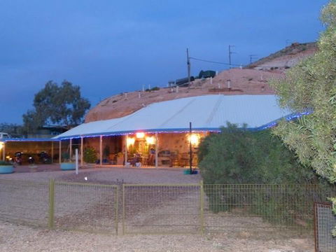 The Underground Motel - Brisbane Tourism 0