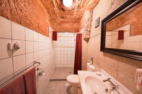 The Underground Motel - Brisbane Tourism 7