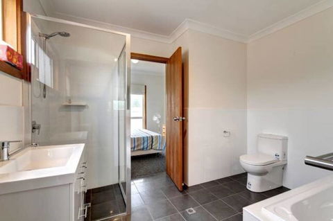 SeaWatch-Sea Views - Tourism Brisbane 8