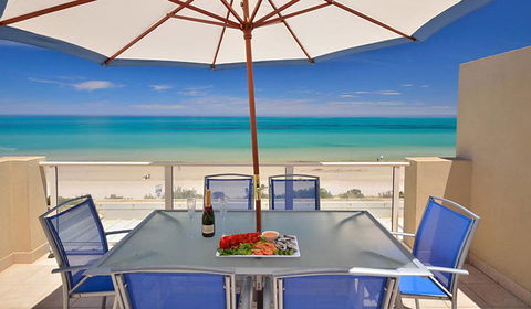 Adelaide Luxury Beach House - Brisbane Tourism 0