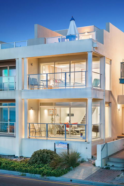 Adelaide Luxury Beach House - Brisbane Tourism 19