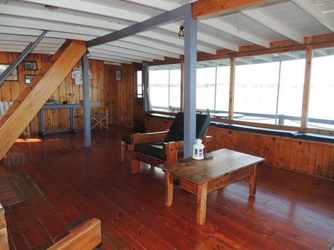 PS Federal Retreat Paddle Steamer Goolwa - Brisbane Tourism 21