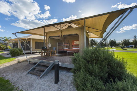 Discovery Parks - West Beach Parks - Tourism Brisbane 30