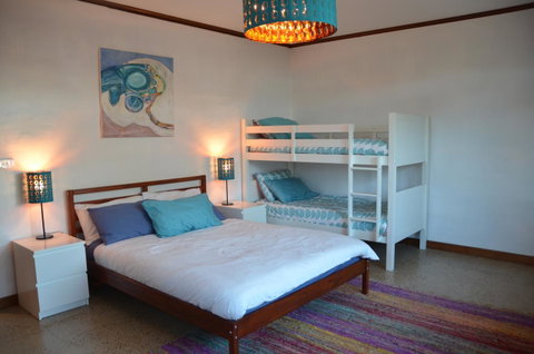 Of Stone & Wood Guesthouse - Tourism Brisbane 13