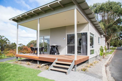 Blue Lake Holiday Park - Tourism Brisbane 13