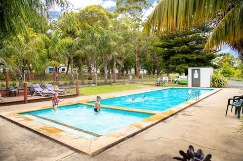 Blue Lake Holiday Park - Tourism Brisbane 6