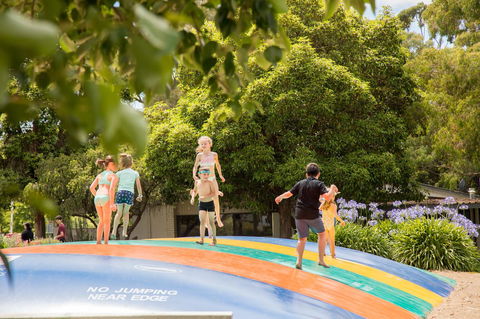 Blue Lake Holiday Park - Tourism Brisbane 5
