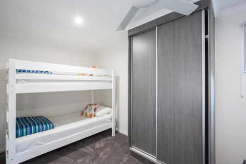 Blue Lake Holiday Park - Tourism Brisbane 28