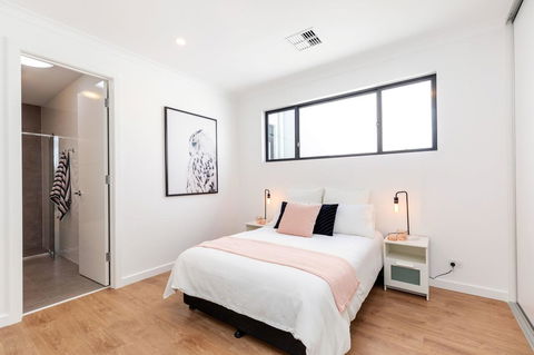 Brand New Affordable Luxury 3 Bedroom 3 Bathrooms House Close To Adelaide City, Chinatown, Beach, Adelaide Airport - Tourism Brisbane 0