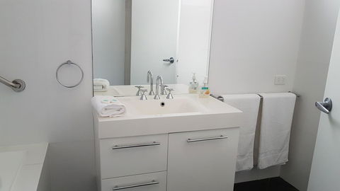 2 Austinmer Studio - Tourism Brisbane 6