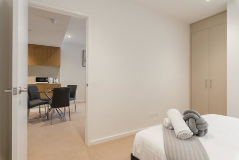Ther-Rich 2Brm CBD Apartment - Brisbane Tourism 2