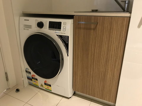 Ther-Rich 2Brm CBD Apartment - Brisbane Tourism 37