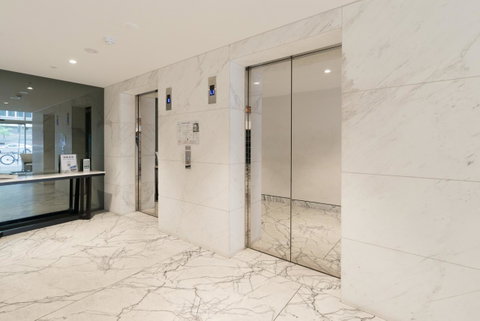 Ther-Rich 2Brm CBD Apartment - Brisbane Tourism 34