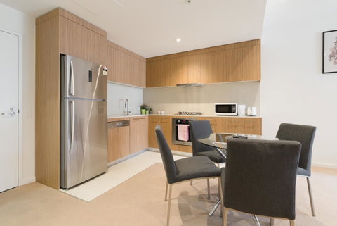Ther-Rich 2Brm CBD Apartment - Brisbane Tourism 23