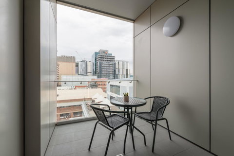 Ther-Rich 2Brm CBD Apartment - Brisbane Tourism 24
