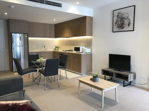 Ther-Rich 2Brm CBD Apartment - Brisbane Tourism 40