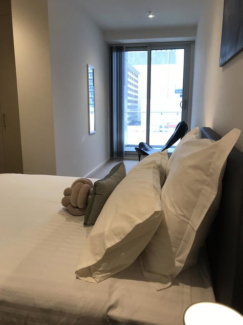 Ther-Rich 2Brm CBD Apartment - Brisbane Tourism 36