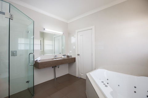 The Barn Accommodation - Tourism Brisbane 18