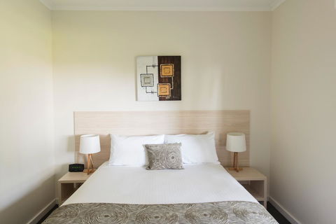 The Barn Accommodation - Tourism Brisbane 42