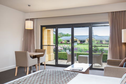 The Barn Accommodation - Tourism Brisbane 24