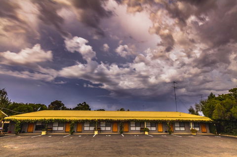 Country Roads Motor Inn Naracoorte - Tourism Brisbane 40