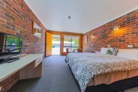 Country Roads Motor Inn Naracoorte - Tourism Brisbane 4