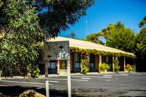 Country Roads Motor Inn Naracoorte - Tourism Brisbane 20
