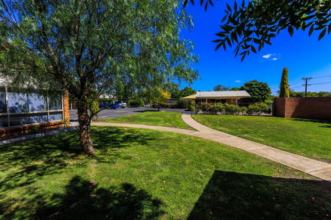 Country Roads Motor Inn Naracoorte - Tourism Brisbane 39