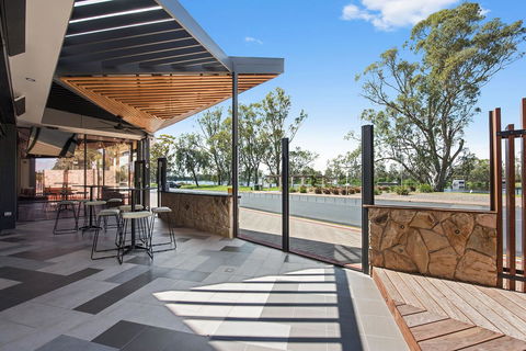 Berri Hotel - Tourism Brisbane 11