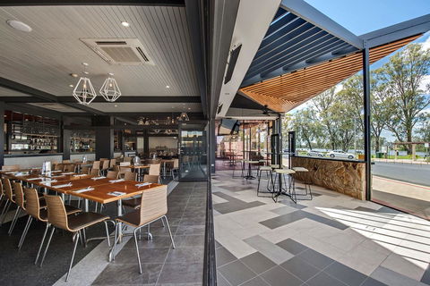 Berri Hotel - Tourism Brisbane 5