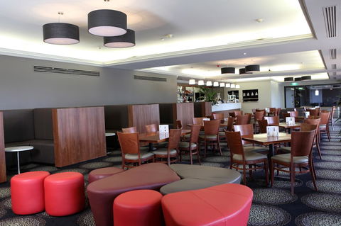 Berri Hotel - Tourism Brisbane 16