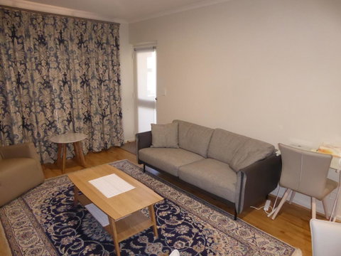 ADELAIDE CENTRAL APARTMENT - 3BR, 2BATH & CARPARK - Brisbane Tourism 3
