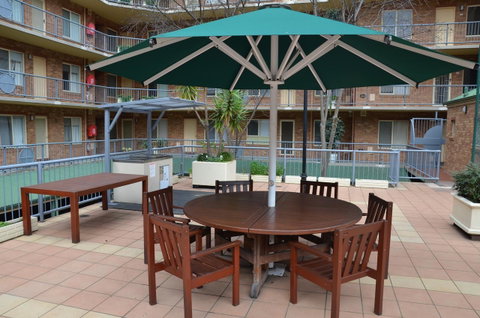 ADELAIDE CENTRAL APARTMENT - 3BR, 2BATH & CARPARK - Brisbane Tourism 23