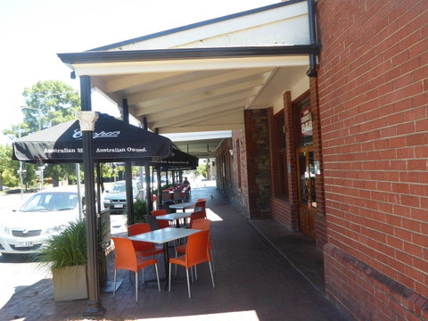 ADELAIDE CENTRAL APARTMENT - 3BR, 2BATH & CARPARK - Brisbane Tourism 29