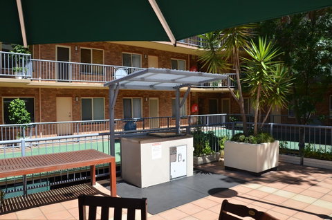 ADELAIDE CENTRAL APARTMENT - 3BR, 2BATH & CARPARK - Brisbane Tourism 22