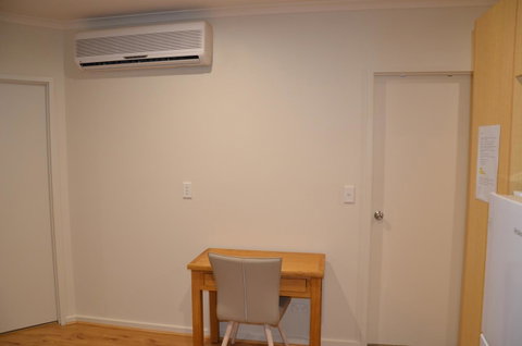 ADELAIDE CENTRAL APARTMENT - 3BR, 2BATH & CARPARK - Brisbane Tourism 10