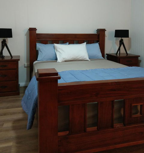 Desert Gum Retreat Gough St - Tourism Brisbane 9