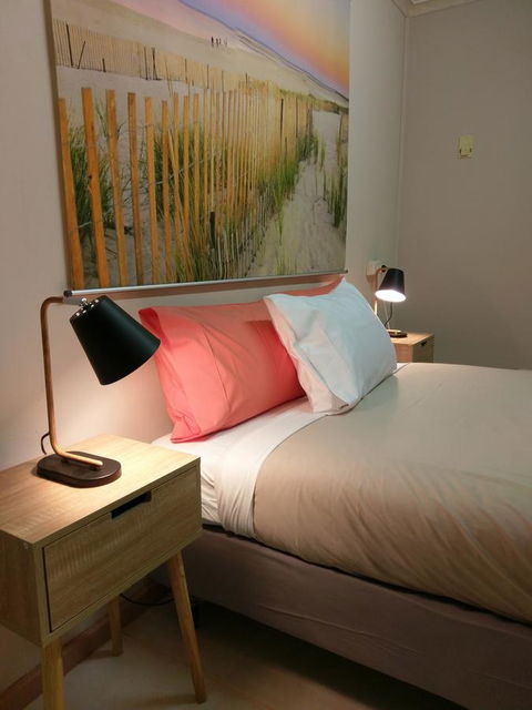 Desert Gum Retreat Gough St - Tourism Brisbane 15