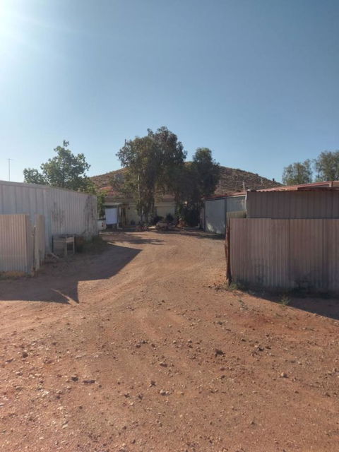 Desert Gum Retreat Gough St - Tourism Brisbane 26