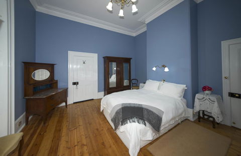 Yankalilla Bay Homestead - Tourism Brisbane 9