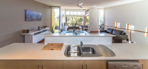 South Shores Villa 52 - Brisbane Tourism 12