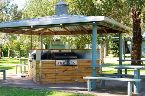 Kalganyi Holiday Park - Tourism Brisbane 1