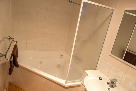 Kalganyi Holiday Park - Tourism Brisbane 2