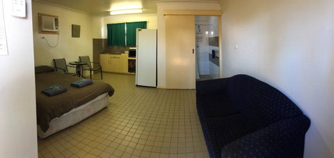 A1Cabins - Brisbane Tourism 3